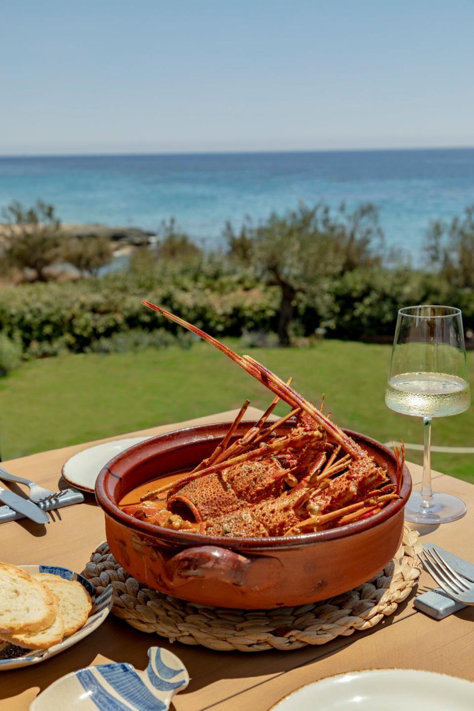 Villa le Blanc’s iconic S’Amarador restaurant has a particular focus on one of the culinary highlights of the Balearic Sea: the local lobster (Gran Meliá)