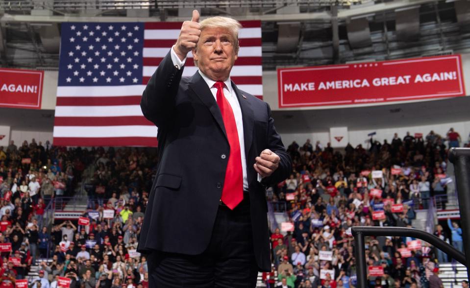 US President Donald Trump gives a thumbs up during a Make America Great Again rally in Green Bay, Wisconsin, April 27, 2019. (Photo by SAUL LOEB / AFP)        (Photo credit should read SAUL LOEB/AFP/Getty Images)