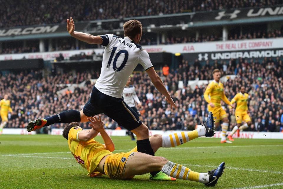 Incident | Kane sustained the injury in the quarter-final win over Millwall Photo: AFP/Getty Images