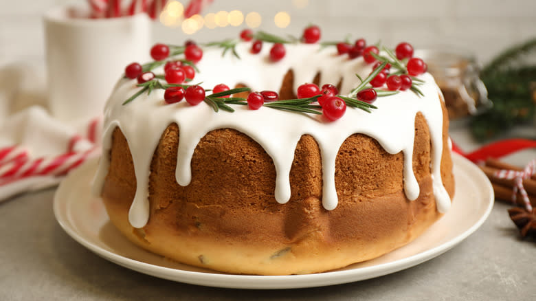 Christmas pomegranate and cranberry cake