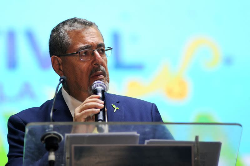 FILE PHOTO: Guatemalan presidential candidate Arevalo closing campaign rally