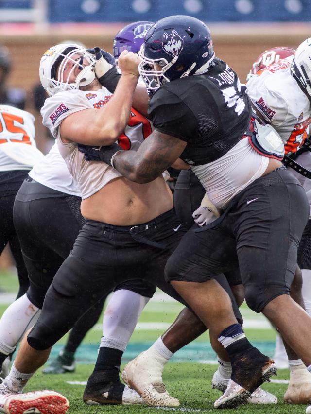 UConn defensive lineman Travis Jones selected by Baltimore Ravens in third  round of NFL Draft - The UConn Blog