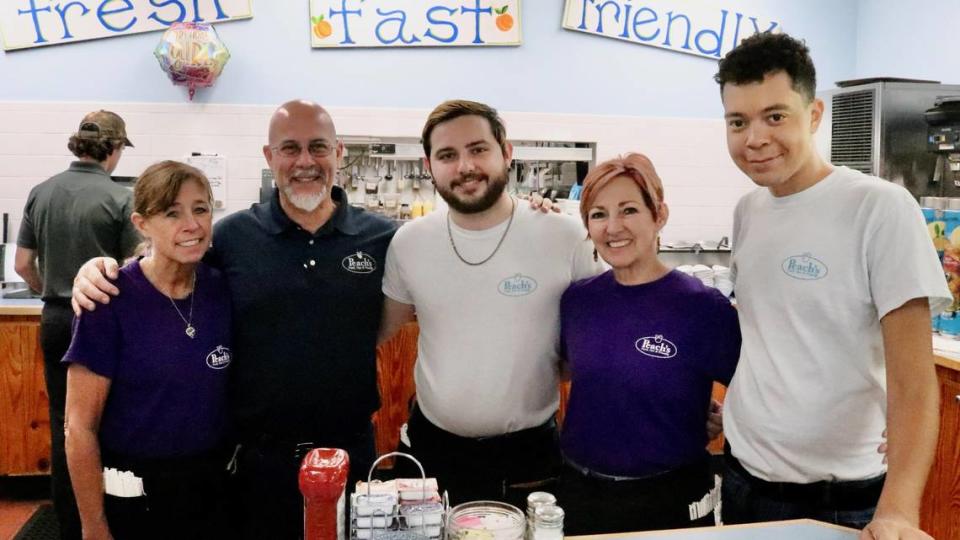 Peach’s has reopened its Creekwood restaurant at 7315 52nd Place E. The Bradenton-based eatery serves breakfast and lunch with the motto fresh, fast and friendly. Shown above are staff members, from left, Andrai Voight, Peter Yacino, Austin Despot, Candy Best and Tel Percell.