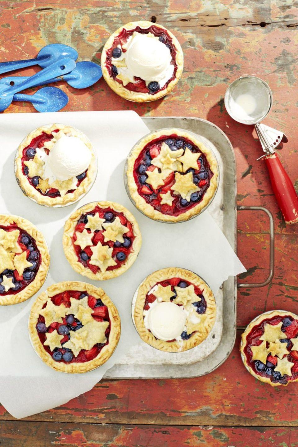 Mini Stars Berry Pies