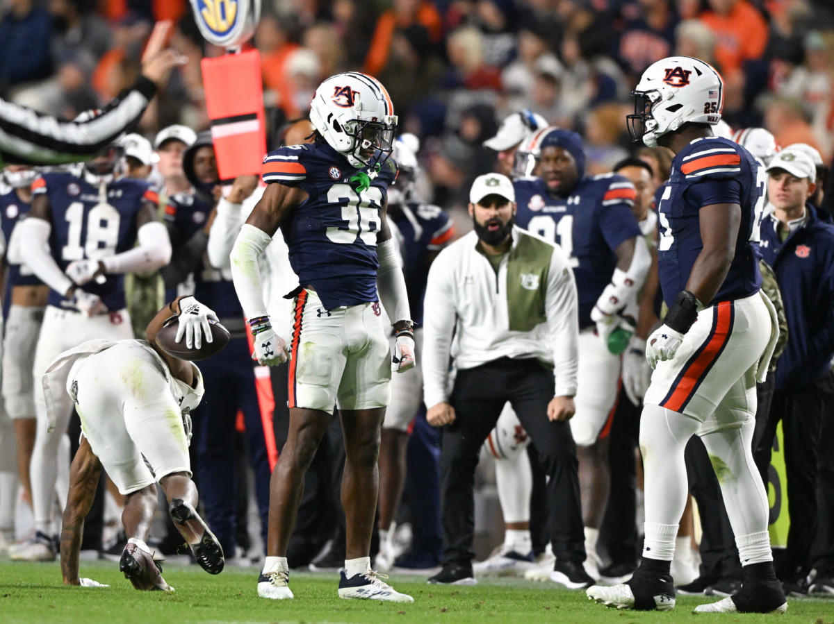 The full Auburn depth chart for Week 12