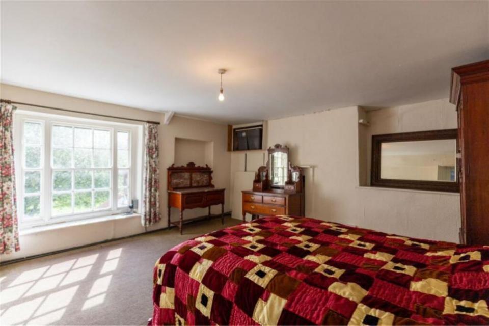 South Wales Argus: Double bedroom