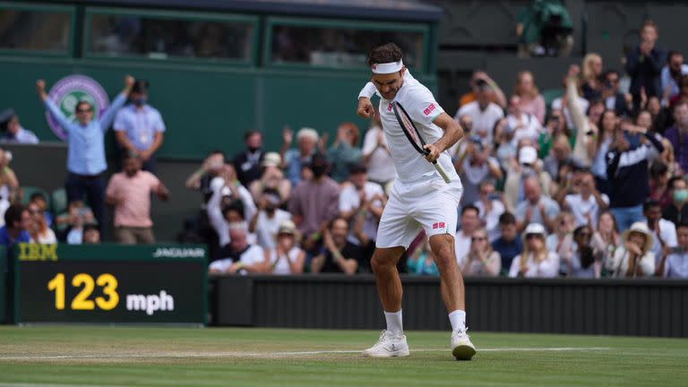 El efusivo festejo de Federer tras vencer a Cameron Norrie.