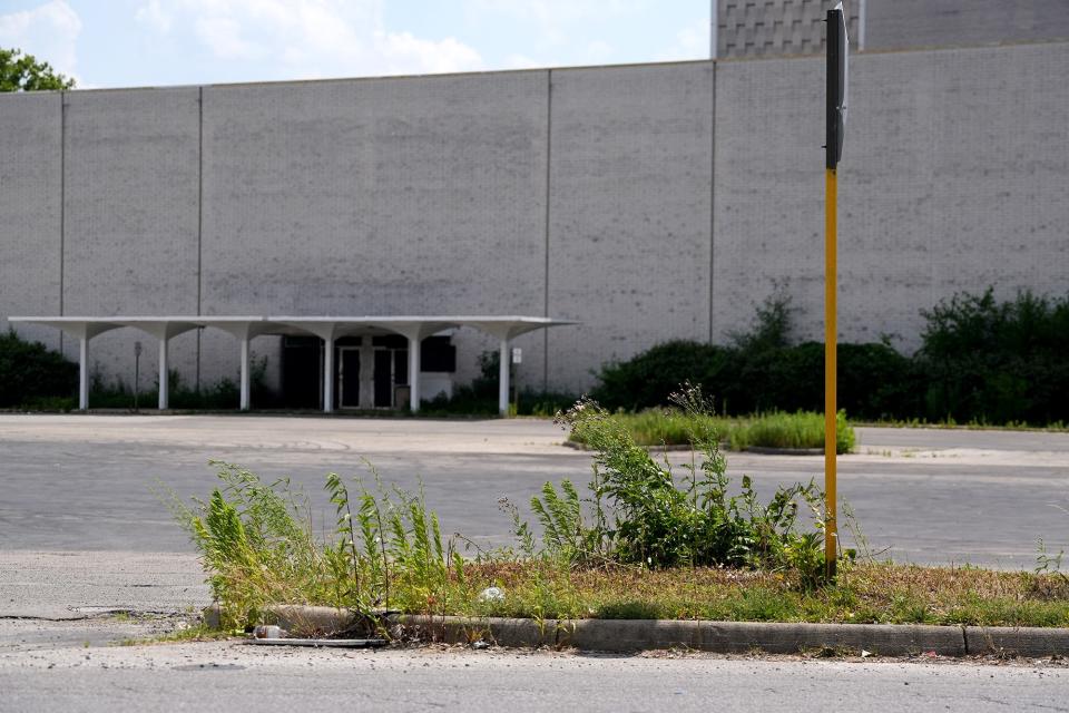 Originally built in 1968, Eastland Mall started to decline after Columbus City Center Mall and Easton Town Center opened.