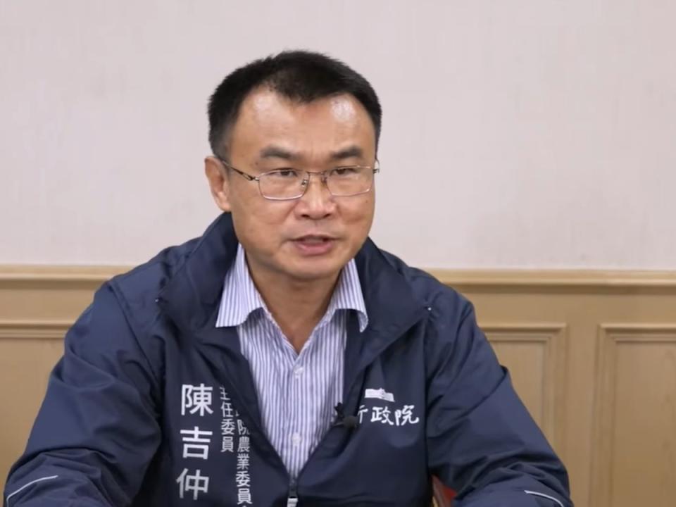 國民黨北市議員柳采葳批農委會主委陳吉仲，什麼鬼話都說得出來。（圖：農委會臉書）