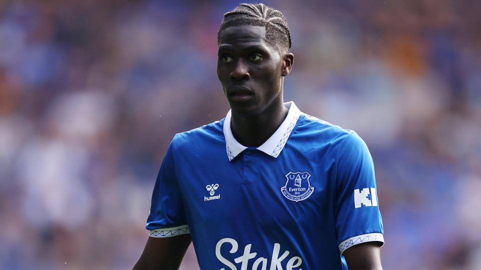 Barcelona Fear PSG Swoop for Everton Star After Stellar Euro Performances, Report Says