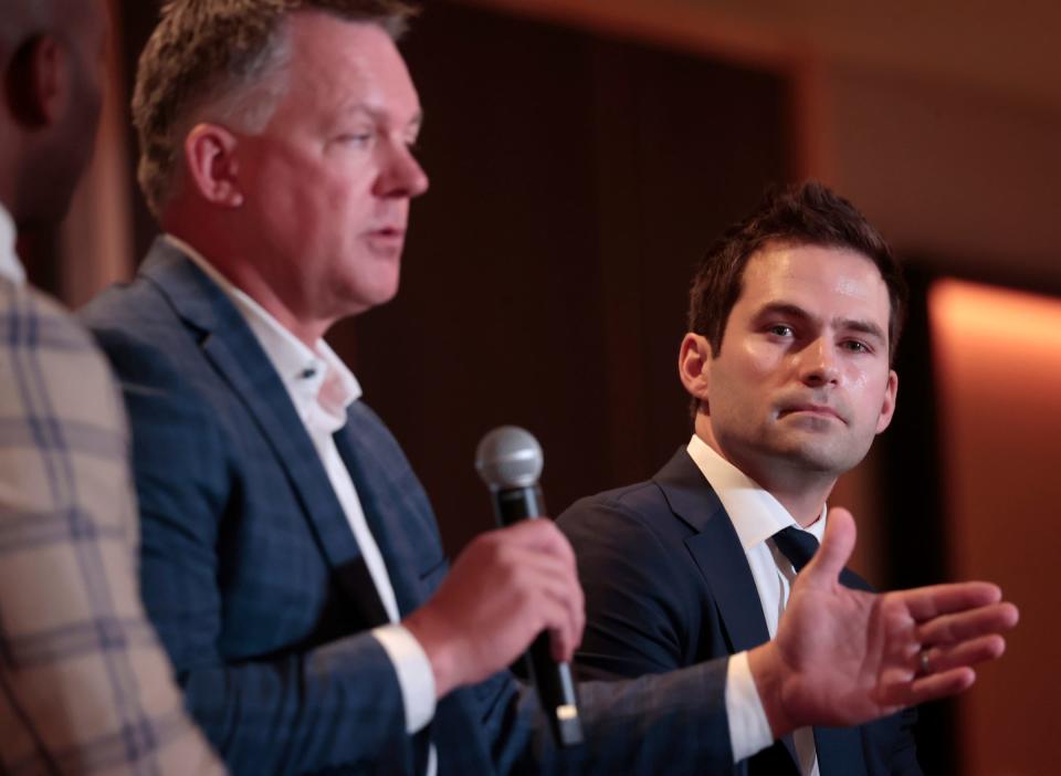 Tigers president Scott Harris, right, listens to his manager A.J. Hinch answer questions during the Detroit Economic Club luncheon at the MotorCity Casino Hotel in Detroit on Tuesday, June 13, 2023.
