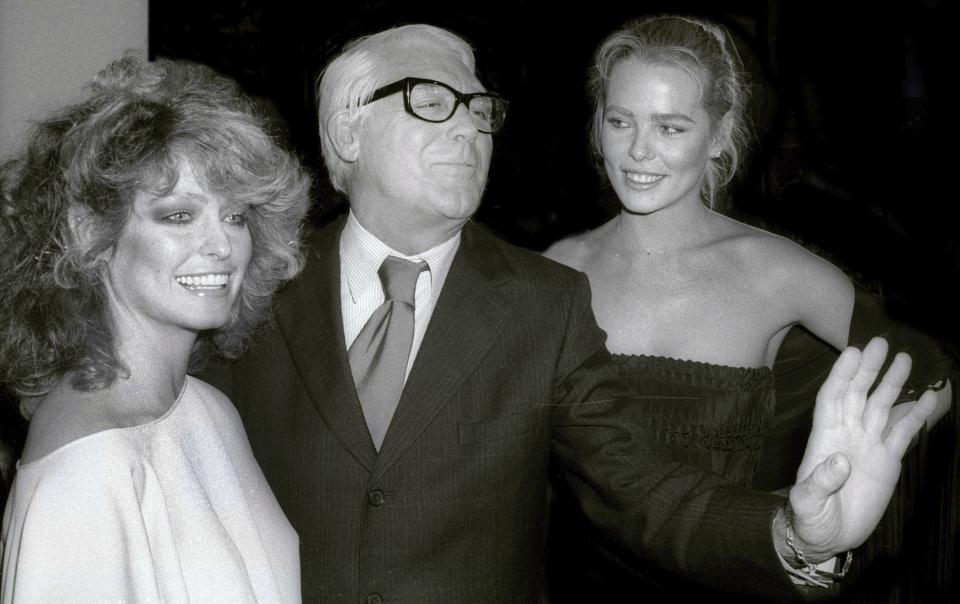 Farrah Fawcett, Cary Grant and Margeaux Hemingway at Studio 54 1978 Photo By Adam Scull/PHOTOlink/MediaPunch /IPX