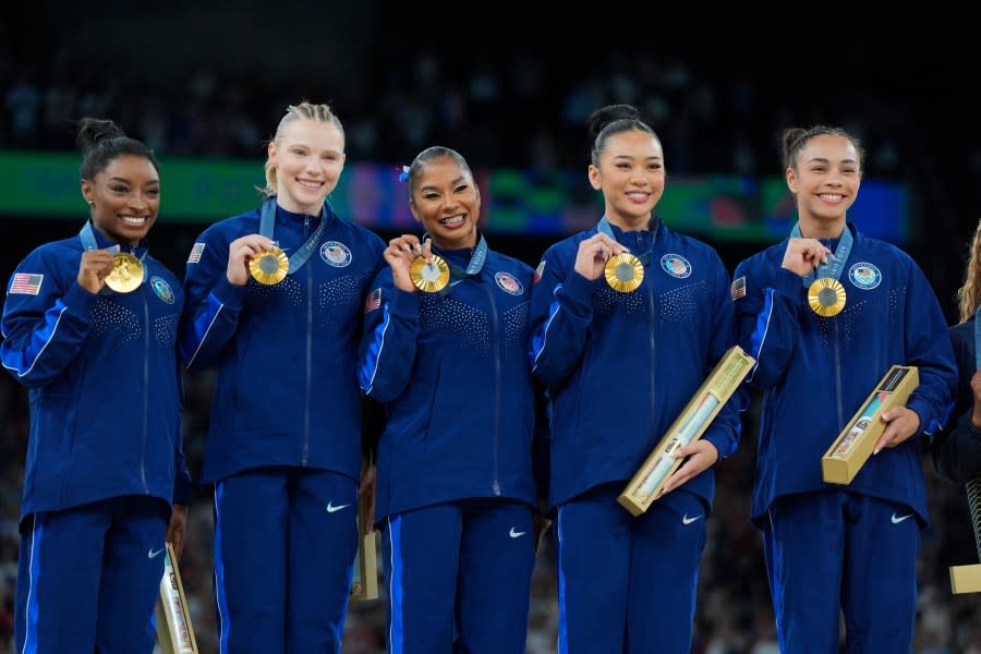 Fans react after USA women’s gymnastics team wins in 2024 Olympic Games