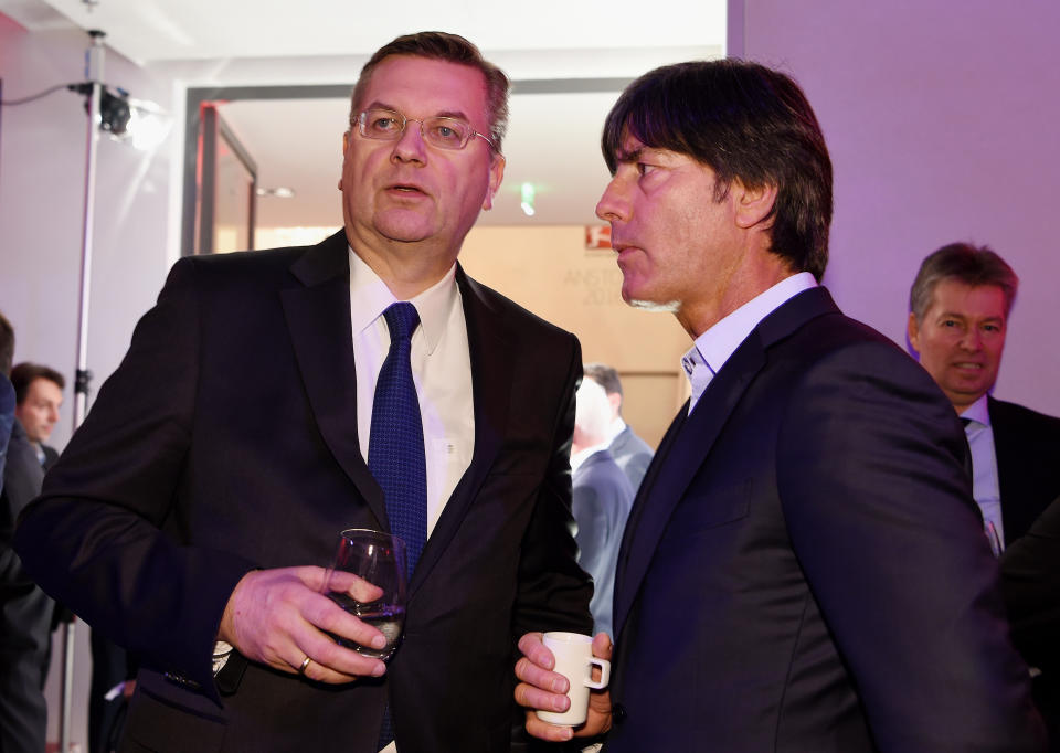 Joachim Löw und DFB-Präsident Reinhard Grindel müssen die WM 2018 aufarbeiten. (Bild: Getty Images)