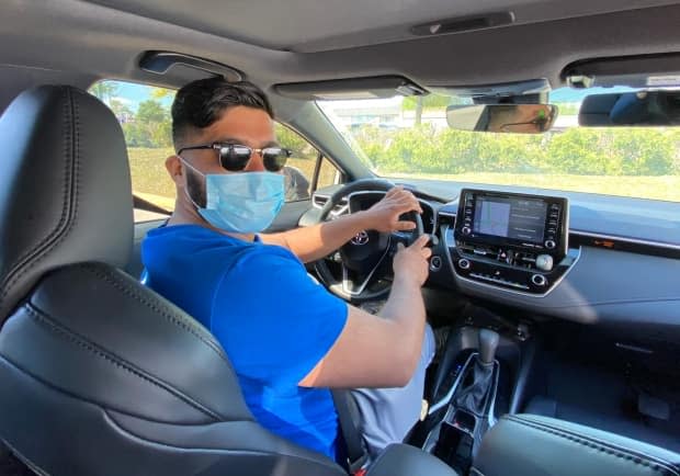 Driving instructor Azhar Malik has been unable to teach students for much of the COVID-19 pandemic. He’s frustrated that drive test centres will resume road tests before Ontario allows driving schools to reopen. 