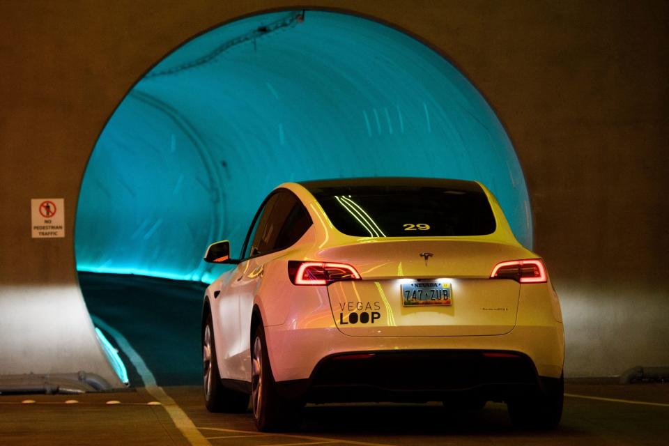 Kaum Zeitersparnis, viel Personalaufwand: Das Tunnelsystem von Elon Musk in Las Vegas ist ein Rohrkrepierer. - Copyright: PATRICK T. FALLON / Kontributor