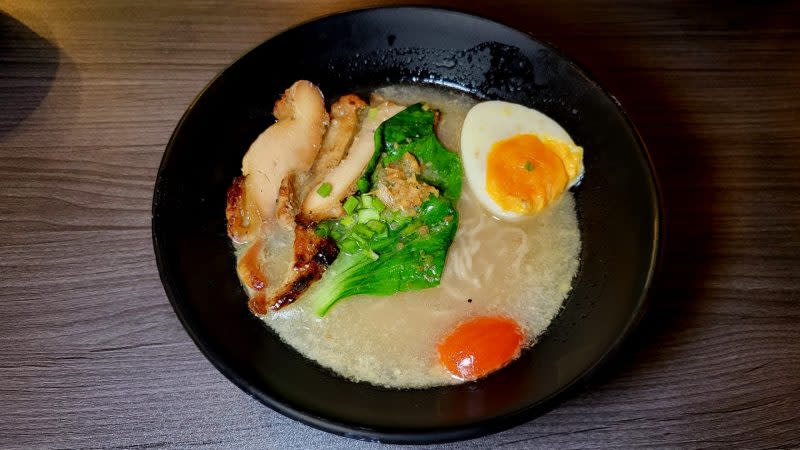 Soi Aroy Collagen Broth with Chicken