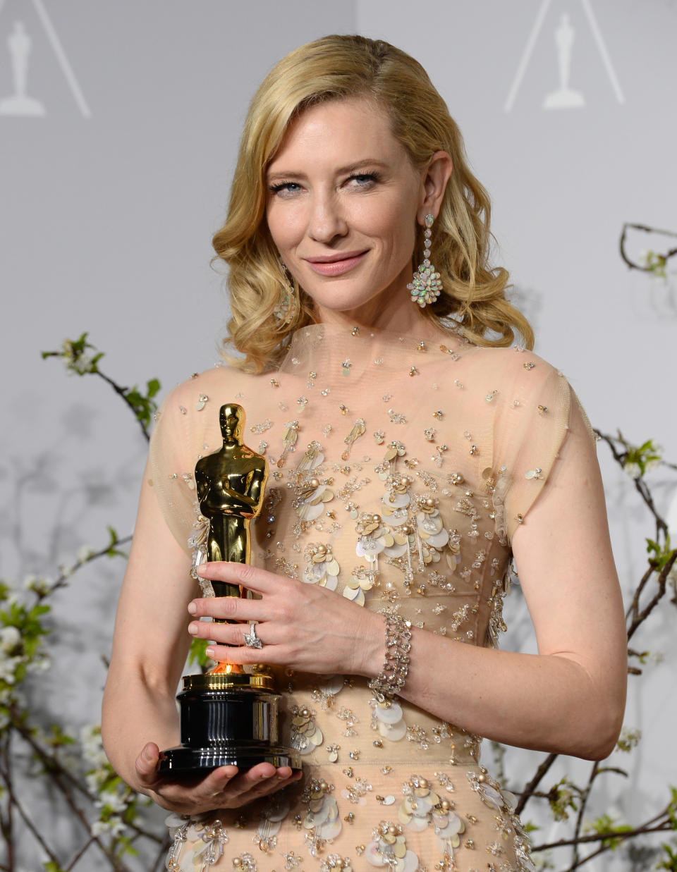 Cate Blanchett poses in the press room with the award for best actress in a leading role for "Blue Jasmine" during the Oscars at the Dolby Theatre on Sunday, March 2, 2014, in Los Angeles. (Photo by Jordan Strauss/Invision/AP)