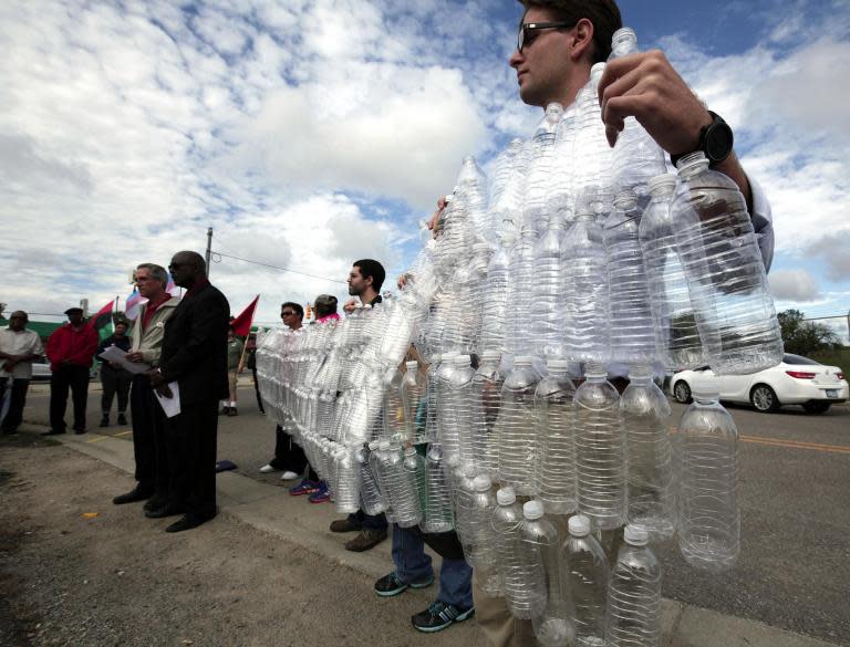 Flint water crisis: Judge rules US government can be sued over 'mishandling'