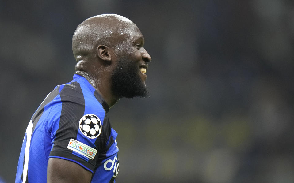 Inter Milan's Romelu Lukaku celebrates after scoring his side's fourth goal during the Champions League, Group C soccer match between Inter Milan and Viktoria Plzen at the San Siro stadium in Milan, Italy, Wednesday, Oct. 26, 2022. (AP Photo/Luca Bruno)