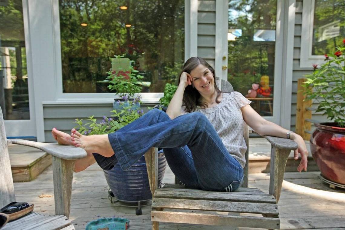 North Carolina author Sarah Dessen.