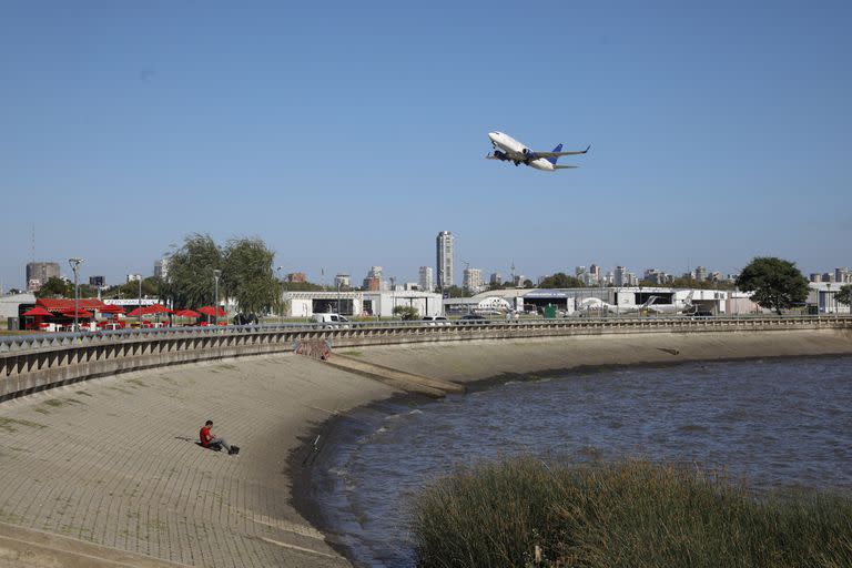 Río de la plata; Costanera norte; costanera; contaminación; sociedad; parque de la memoria; buenos Aires; Club de pescadores; Reserva ecológica; Parque de los niños; ribera porteña; ecología