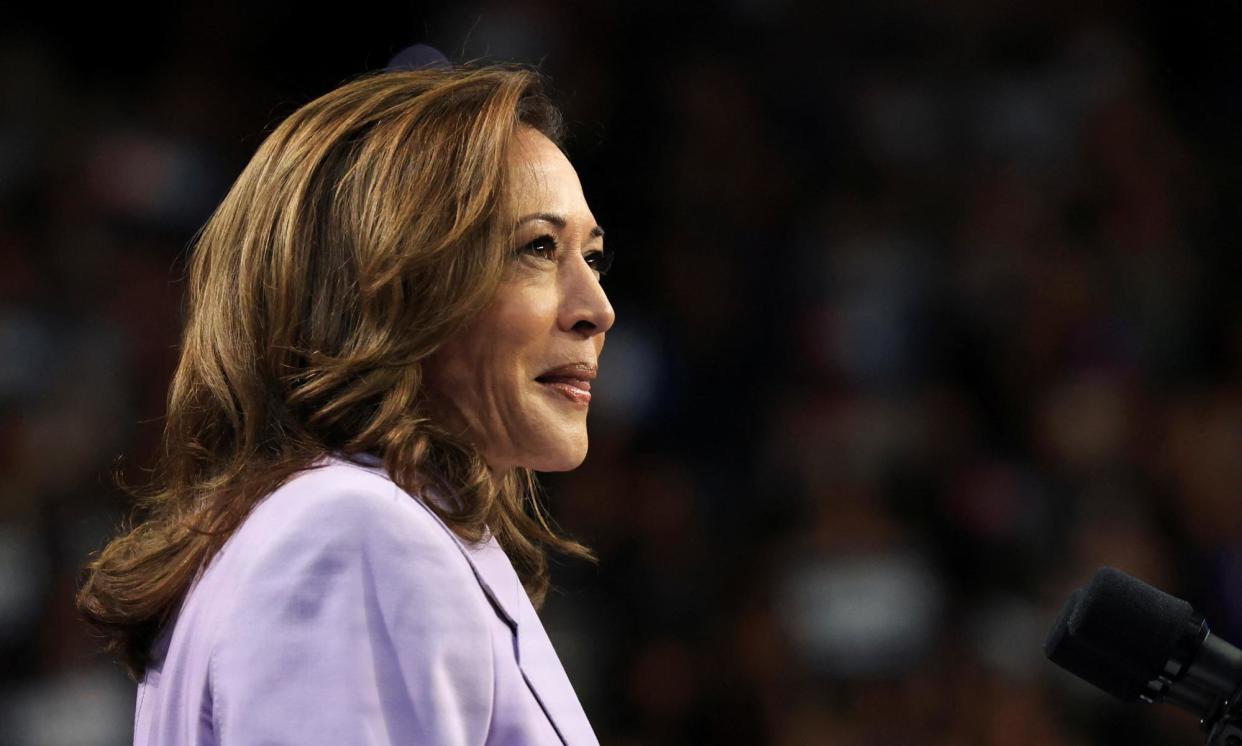 <span>Kamala Harris at a campaign event at in Las Vegas, Nevada, on Saturday.</span><span>Photograph: Kevin Mohatt/Reuters</span>