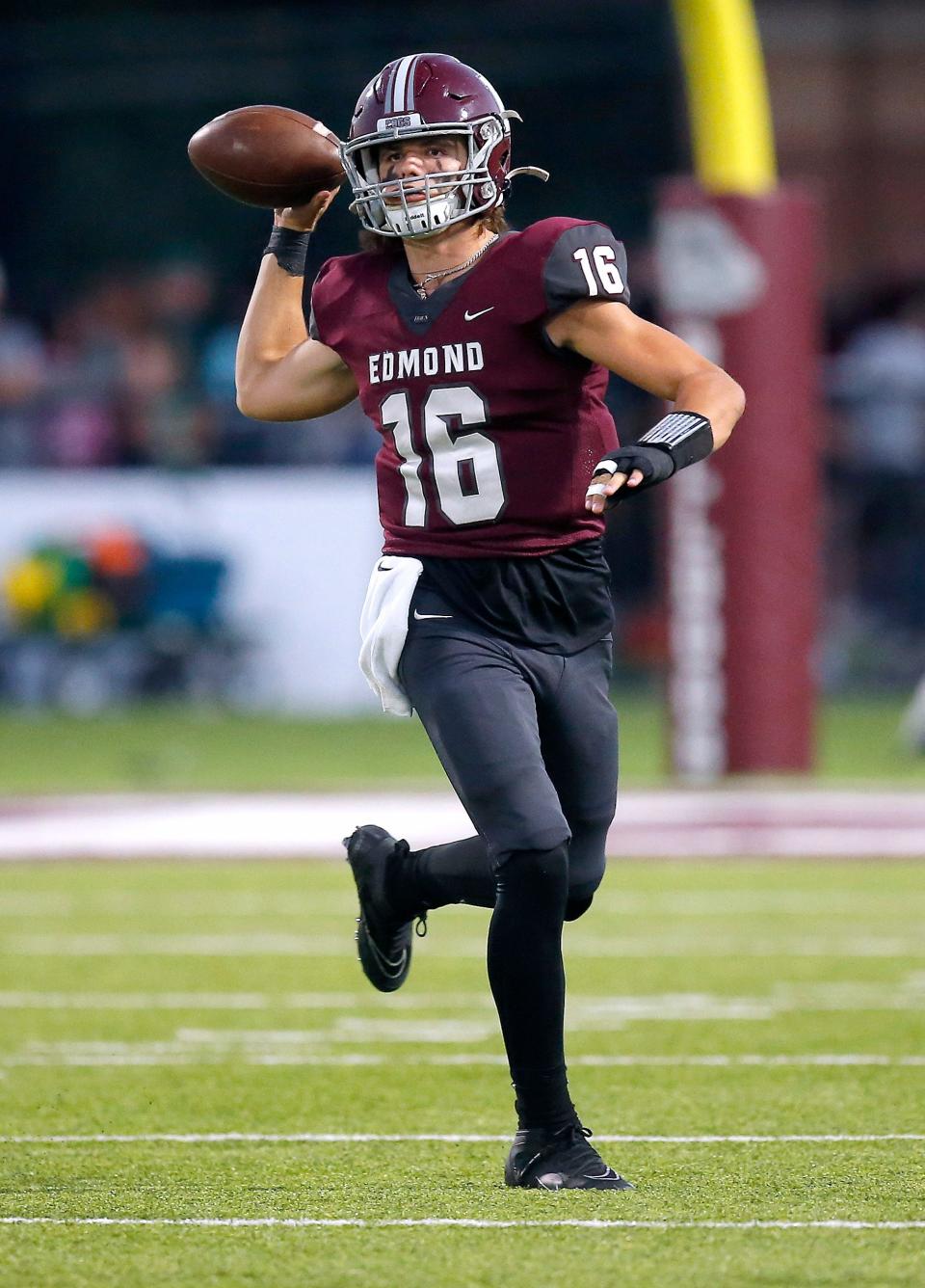Edmond Memorial junior quarterback and Kansas commit David McComb had four passing touchdowns despite not playing down the stretch.