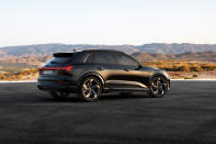 <p>Audi Q8 e-tron</p> 