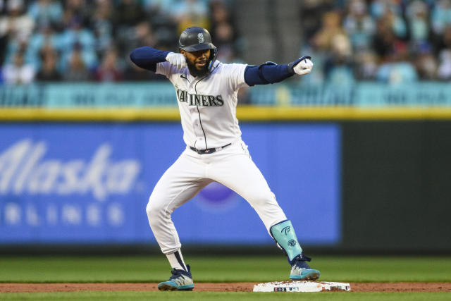 Seattle Mariners' George Kirby Goes Viral For Throwing Insane