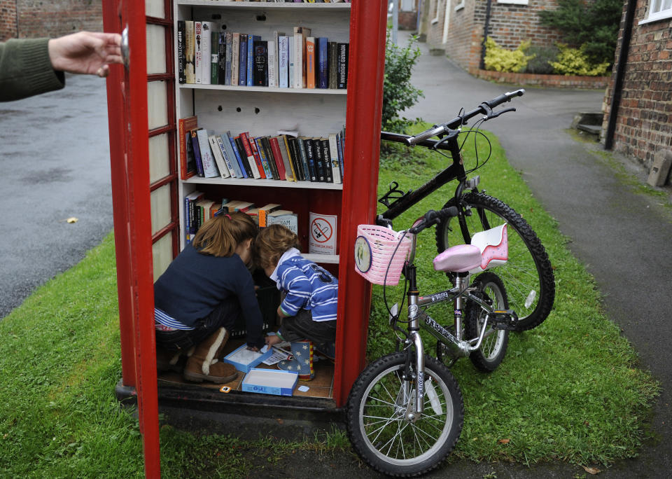 Phone booth