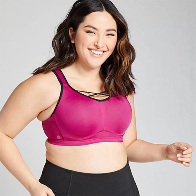 The best sports bras for DDD and above, according to reviewers