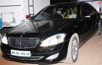 Shilpa and Raj pulls out on a Merc