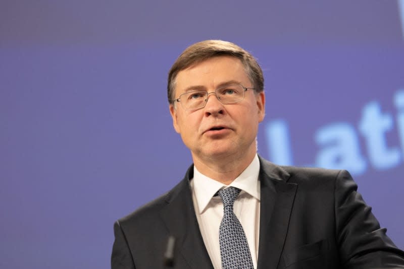 Valdis Dombrovskis, Vice-President of the European Commission, speaks during a press conference. Xavier Lejeune/EU Commission/dpa