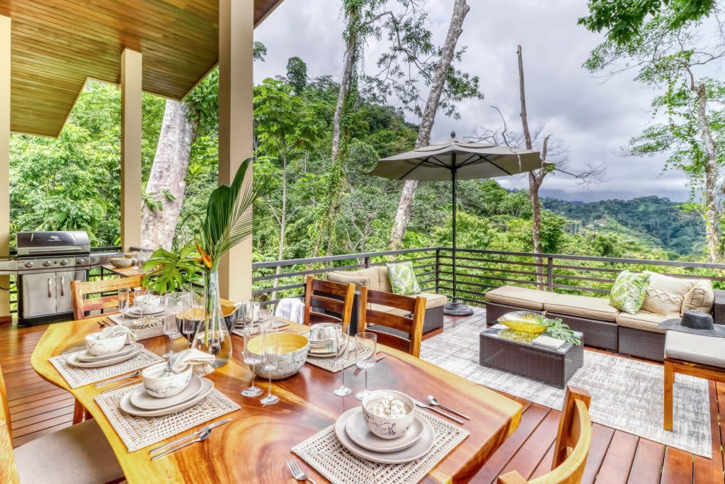 Vacasa debuted on the New York Stock Exchange December 7, 2021. A Vacasa-managed vacation rental in Casa Vista Verde, Uvita, Puntarenas, Costa Rica. Vacasa