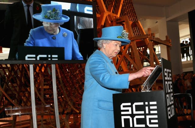 The Queen's first tweet