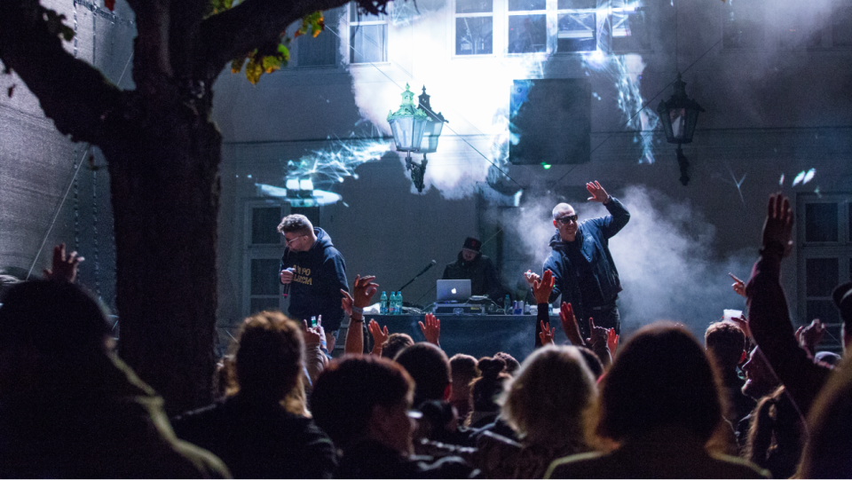 Karlovy Vary cultivates a musical festival atmosphere, with nightly concerts, like this 2021 performance by local act PSH. - Credit: @MichalUres