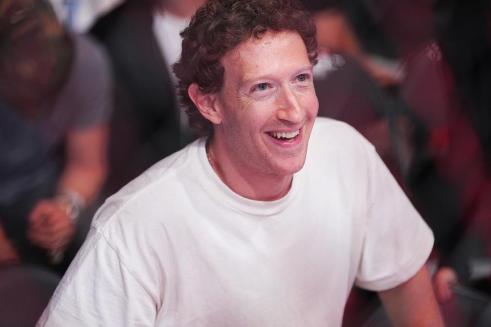 Mark Zuckerberg feiert den 4. Juli auf seine eigene Art und Weise. - Copyright: Jeff Bottari/Getty Images