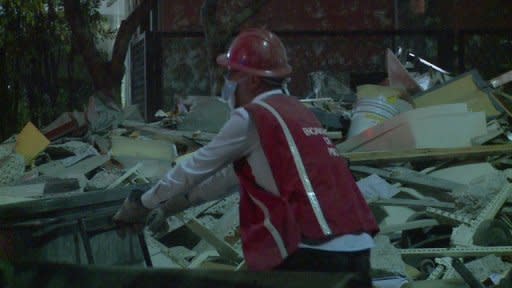 Pemex: continúa tarea de rescate (Duración: 00:01:17) (AFPTV | )