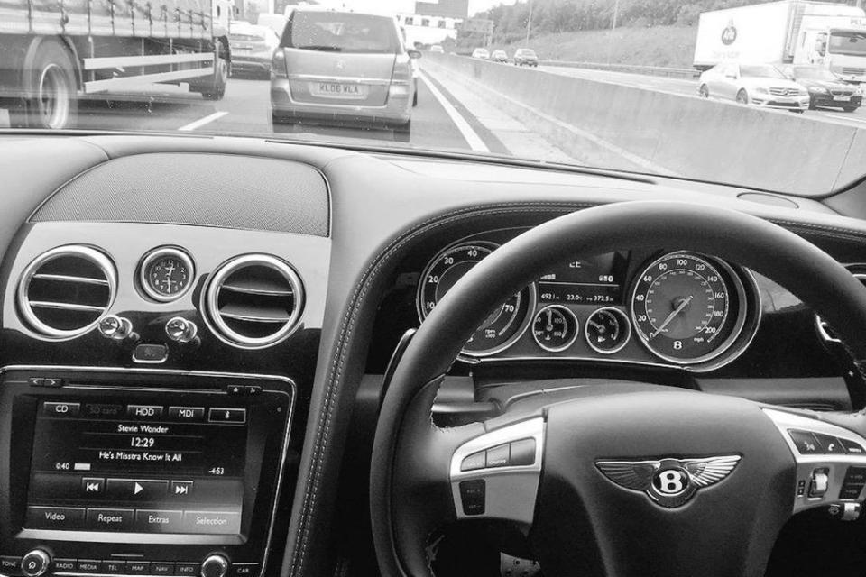 Dereck Chisora tweeted from his Bentley on the M25 after getting stuck in a jam