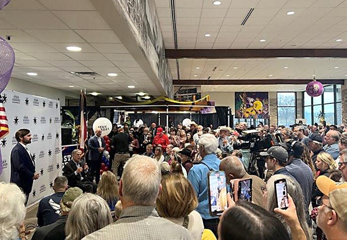 Gov. Greg Abbott touts incumbent Rep. Stan Gerdes for the District 17 seat Feb. 10 in Bastrop.