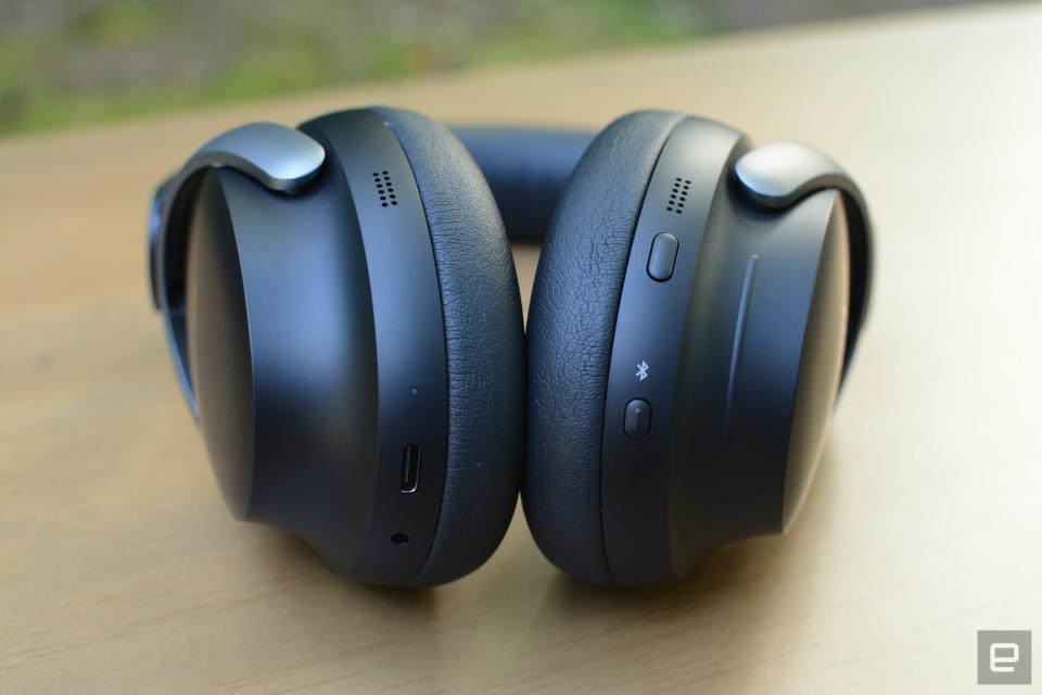 <p>Bose QuietComfort Ultra Headphones review</p> 