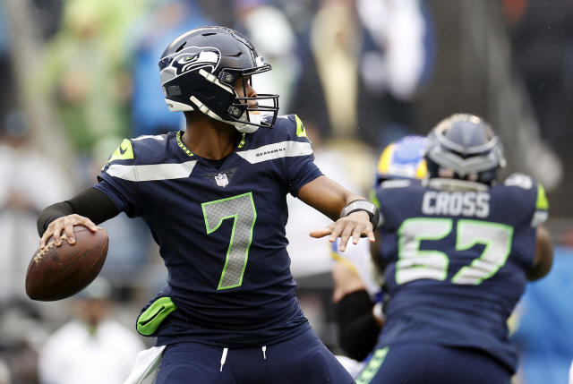 Seahawks' Geno Smith is making his own kind of NFL history as comeback  quarterback