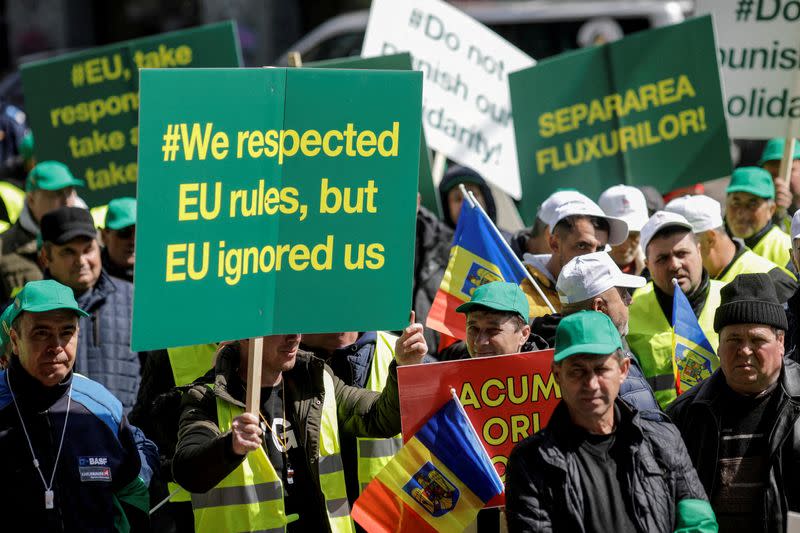 FILE PHOTO: Romanian farmers protest over the price of grains and demand fallout from having an influx of cheap Ukrainian grains