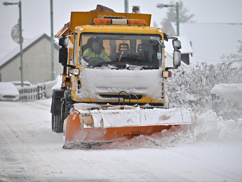 A snowplough clears the B797 in Leadhills (Getty)