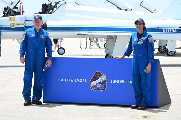 NASA astronauts arrive for Starliner mission