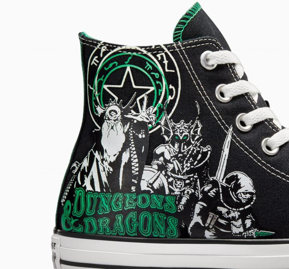 Dungeons and Dragons converse collection 12