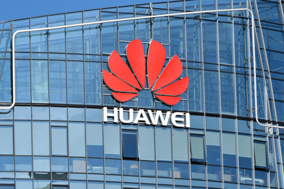 Huawei, HarmonyOS, China