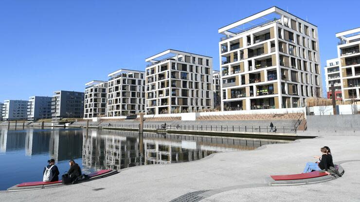 Zwar steigt der durchschnittliche Kaufpreis für Immobilien. Im internationalen Vergleich sei das Wachstum allerdings solide. Foto: dpa