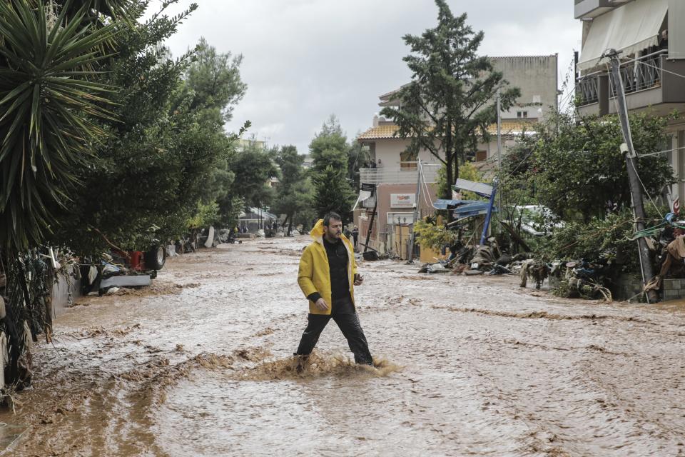 Deadly floods hit Greece